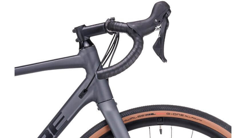Vélo de Gravel Cube Nuroad Race Shimano GRX 2023 Vélo de Gravel Cube Nuroad Race Shimano GRX 2023