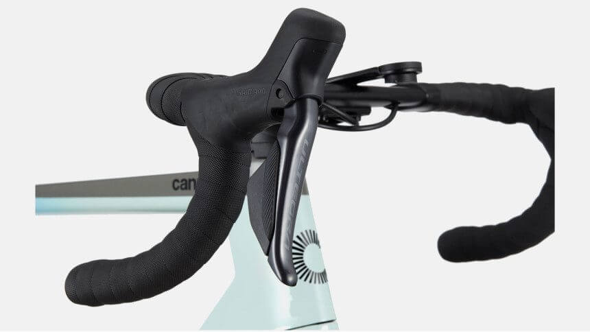 Vélo de Course Cannondale Systemsix Hi-Mod Disc Shimano Ultegra DI2 2023 Vélo de Course Cannondale Systemsix Hi-Mod Disc Shimano Ultegra DI2 2023